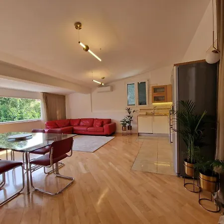 Luxury Luft Center Apartment *