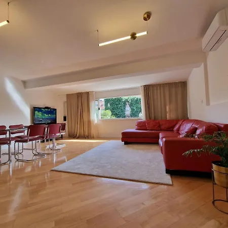 Luxury Luft Center Apartment