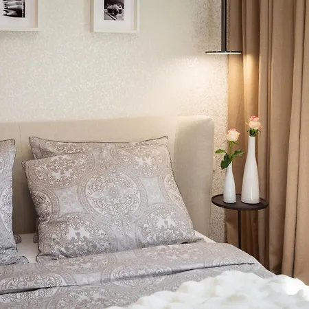 Luxury Luft Center