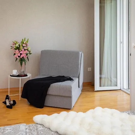 Luxury Luft Center
