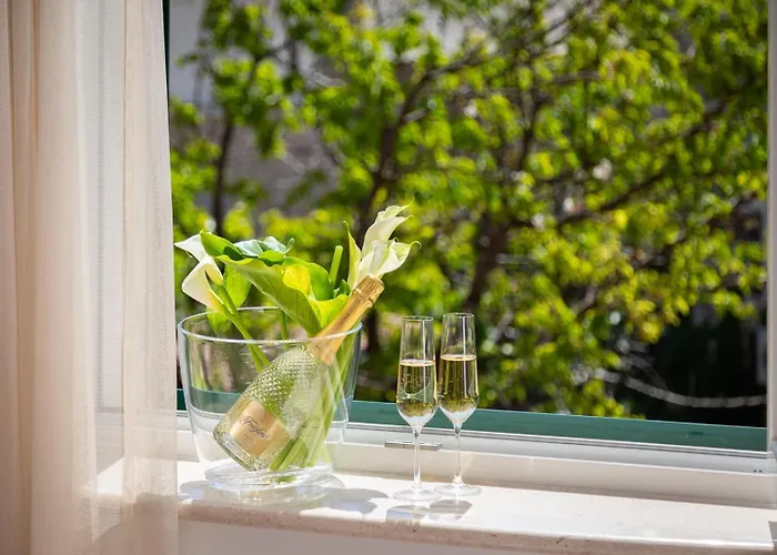 Luxury Luft Center